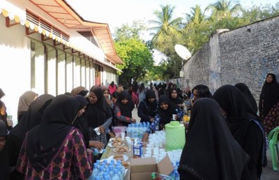 ބޮޑުފޮޅުދޫ އަންހެނުންނަށް ފިރިން ދިން "ބޮޑު ސަޕްރައިޒް"