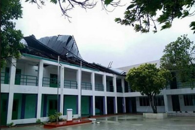 ބާރުގަދަ ކޮޅިގަނޑެއްގައި ނައިފަރު ސްކޫލްގެ ފުރާޅުން ބައެއް އެއްލާލައިފި