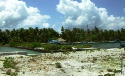 ބިލެތްދޫން ފުރި ލޯންޗެއް ނެރުފައިކައްޓަށް އަރައި ބަޔަކު ޒަޚަމްވެއްޖެ