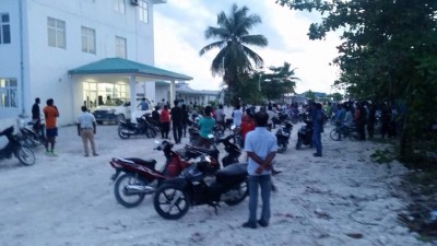 ވިލިނގިލީގައި ފުލުހުންނަށް ހަމަލާދިން މައްސަލާގައި 11 މީހަކު ހައްޔަރުކޮށްފި