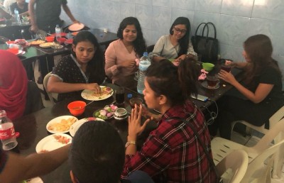 އޮކިއުޕައިސައިހޮޓާ: އަންހެންވެރިން ހޮޓާތަކަށް!