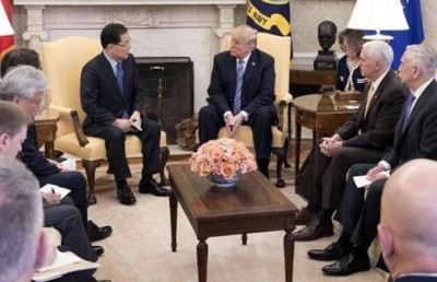 ނޯތު ކޮރެއާގެ ލީޑަރާ ބައްދަލު ކުރުމުގެ ދައުވަތު ޓްރަމްޕް ގަބޫލް ކުރައްވައިފި