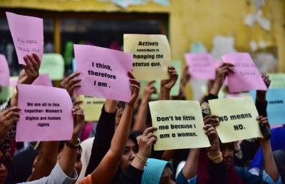 އަންހެނުންގެ ދުވަހުގެ އެއްވުމަށް ފުލުހުން ހުރަސް އަޅައިފި