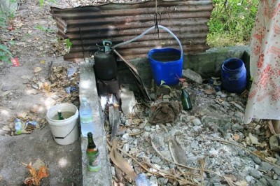 ބަނގުރާ ފުޅިތަކާ އެކު ފަސް މީހަކު ހައްޔަރުކޮށްފި