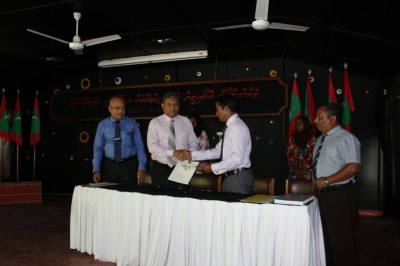 ޓްރާންސްޕޯޓާ ގުޅޭ ހިދުމަތްތައް ރ. އަތޮޅު ކައުންސިލުން ދޭން ފަށައިފި