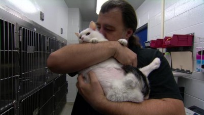 ގެއެއް ގަންނަން އެއްކުރި ފައިސާ، ލޯބިވާ ބުޅަލުގެ ކިޑްނީ ބަދަލު ކުރަން!