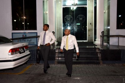 ކަރެކްޝަންސްއާ ދެކޮޅަށް ރައީސް ނަޝީދުގެ ގާނޫނީ ޓީމުން ފުލުހުންނަށް މައްސަލައެއް ހުށަހަޅައިފި