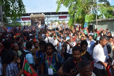 ތިންހާސް ހަމަނުވާ ސިޔާސީ ޕާޓީތަކަށް މެމްބަރުން ހަމަކުރުމުގެ ފުރުސަތު ދޭން ނިންމައިފި