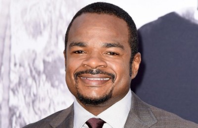 "މެން އިން ބްލެކް" އަލުން އުފައްދަނީ