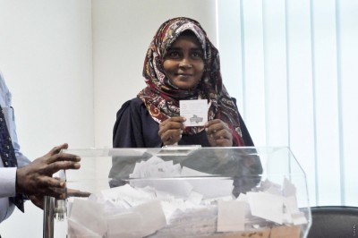 ދެ ކޮޓަރީގެ އެޕާޓްމަންޓަށް ބޭނުންވާ ހުރިހާ ފަރުނީޗަރު ލިބޭ ނަސީބުވެރިޔާ ހޮވައިފި