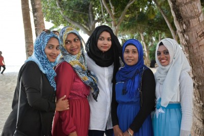 ފުވައްމުލަކުގެ ރީތި އަންހެން ކުދިންގެ ވާހަކަ!