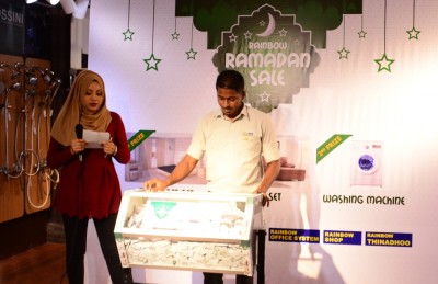 އަގުބޮޑު އިނާމްތަކާ އެކު ރެއިންބޯގެ ރޯދަ ސޭލް ފަށައިފި