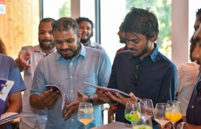 މޯލްޑިވްސް އިންސައިޑާ އިން ދެ މަހުން އެއް މަހު އާ މަޖައްލާއެއް