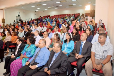 ބައިނަލްއަގުވާމީ ތިން ވަނަ ޓީޗަރުންގެ ކޮންފަރެންސް ފަށައިފި