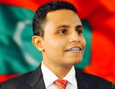 އަނޫޝް ކޯޑިނޭޓަރު ކަމުން ވަކިކޮށްފި