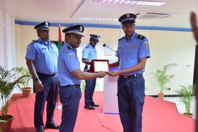 ފުލުހުންގެ 26 ވަނަ އިންވެސްޓިގޭޝަން އޮފިސަރުންގެ ކޯހުގެ އެއްވަނަ އަހުމަދު އިބްރާހިމަށް