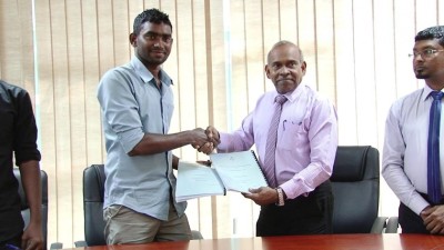 ހަތަރު ސްކޫލެއްގައި އާ އިމާރާތް އަޅައި މަރާމާތު ކުރުމަށް ހަތަރު ކުންފުންޏަކާ ހަވާލުކޮށްފި