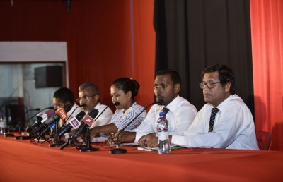 ބަންދުގައި ތިބޭ މީހުުންނާ ވަކީލުންނަށް ބައްދަލު ކުރެވޭ ވަގުތު އެއް ގަޑިއިރަށް އިތުރުކޮށްފި