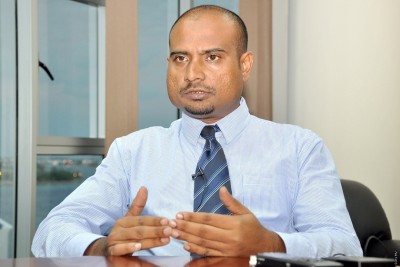 އިލްޔާސްގެ މައްޗަށް ކުރާ ކޮރަޕްޝަންގެ ދައުވާގެ ޝަރީއަތަށް ކުރީގެ ބަންޑާރަ ނައިބު އަބްދުﷲ މުއިއްޒު ހާޒިރު ކުރަނީ