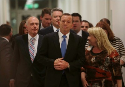 އޮސްޓްރޭލިއާގެ ވެރިކަން ކުރާ ޕާޓީން އެގައުމުގެ ބޮޑުވަޒީރު ބަދަލުކޮށްފި