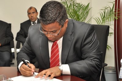 ހައި ކޯޓު ފަނޑިޔާރު އައްބާސް ޝަރީފު ރިޓަޔާ ކުރައްވަން ނިންމަވައި، ޖޭއެސްސީ އިން ގަބޫލުކޮށްފި