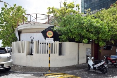 އައިލެންޑް އޭވިއޭޝަންގެ އޮފީސް ފަޅާލައި 5 ލައްކައަށް ވުރެ ގިނަ ރުފިޔާ ވަގަށް ގެންގޮސްފި