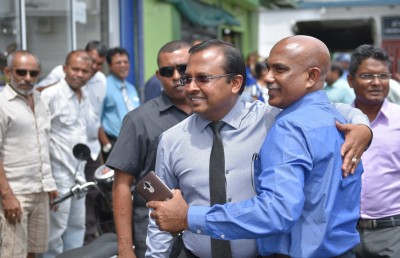 22 ދުވަސް ވީއިރު ވެސް ރިޔާޒް ޑޮކްޓަރަށް ނުދައްކާ ކަމަށް ބުނެ ކަންބޮޑުވުން ފާޅުކޮށްފި