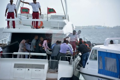 ރިޔާސީ ލޯންޗުގައި އެއްޗެއް ގޮވުމުގެ ތަހުގީގަށް އެހީވާން ލަންކާގެ ހަތަރު މީހަކު އަތުވެއްޖެ
