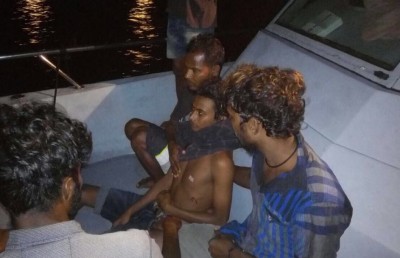 ލަނޑާ ނަގަން އުޅުނު ޒުވާނެއްގެ މެޔަށް ތޮޅިއެއް ހެރި ޒަޚަމްވެއްޖެ