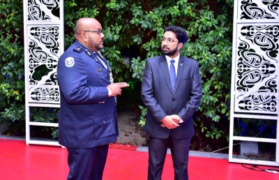 ފުލުހުންގެ މައްސަލަ ހުށަހަޅާ، އިސްލާހު ކުރާނަން: ނަވާޒް