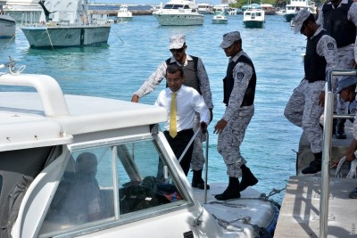 ނަޝީދާ ބައްދަލުކުރެއްވޭނެ ގޮތް ހަމަޖައްސައި ދިނުމަށް ވަކީލުން އެދިއްޖެ