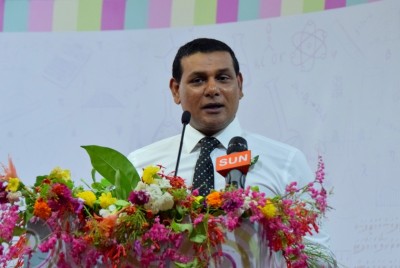 ތައުލީމުގެ އިތުރުން މަސައްކަތް ވެސް ދަންނަ ދަރިވަރުން ނެރުމަށް ސިޔާމް ގޮވާލައްވައިފި