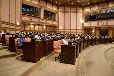 މަޖިލީހުގެ ޖަލްސާތައް ހަފްތާއަކަށް މެދުކަނޑާލައިފި