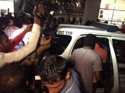 ގަލްފް ކްރާފްޓް ހާމިދުގެ ގެއިން ގިނަ އަދަދެއްގެ ސާމާނު ފުލުހުން ގެންގޮސްފި