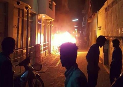 ހަ ސައިކަލެއްގައި ރޯކޮށްލައިފި