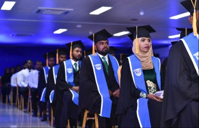 ކިޔެވި އެއްޗެއްގެ ބޭނުން އަމަލީ ގޮތުން ފުލުހުން ދައްކަން ޖެހޭނެ: އަޒްލީން