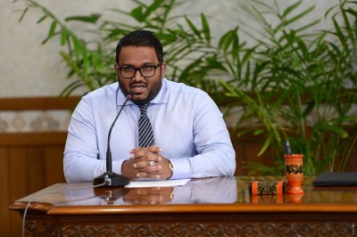 ނާއިބު ރައީސް އަދީބުގެ ބަންދަށް 15 ދުވަސް ޖަހައިފި