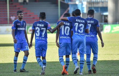 ދަގަނޑޭގެ ދެ ލަނޑާ އެކު ނިއު އިން ލީޑު ދަމަހައްޓައިފި