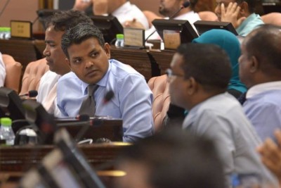 ކުއްލި ނުރައްކަލުގެ މުއްދަތު ކުރުވާނެ ކަމަށް އުންމީދު ކުރަން: ނަޝީދު