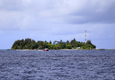 ދޫނިދޫގައި ކޯޓު ރޫމެއް ހެދުމުގެ މަސައްކަތް ފަށައިފި