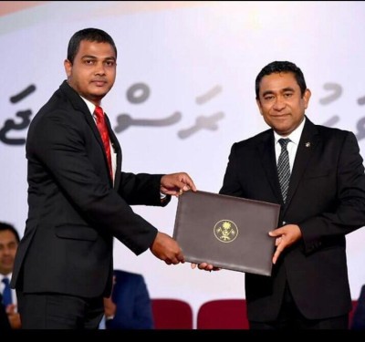 ނޫސްވެރިކަމުގެ ގައުމީ އިނާމް "ސަން"ގެ ސީއީއޯ ސިނާންއަށް ލިބިވަޑައިގެންފި