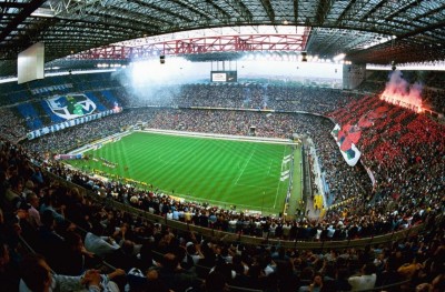 އިންޓަ އިން ސެންސީރޯގައި މަޑުކުރަނީ، މިލާން ބޭނުންވަނީ އާ ސްޓޭޑިއަމެއް