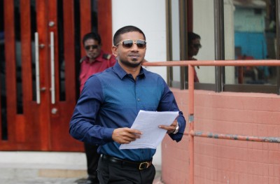 މަހްލޫފަށް ކުރި ތިން ދައުވާއެއްގެ އަޑުއެހުން މާދަމާ