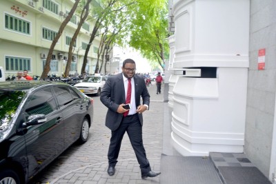އަދީބުގެ މައްޗަށް ޓެރަރިޒަމްގެ ދައުވާ އުފުލައިފި