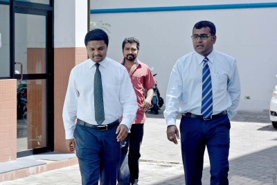 ކުރީގެ ފޯމްތަކުގައި ފިންގާ ޕްރިންޓު ޖަހަން އެންގި މައްސަލަ ކޯޓަށް ހުށަހަޅައިފި