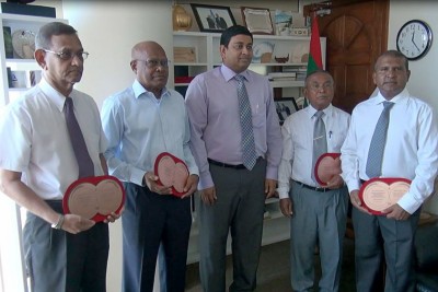 މަސްވެރިކަމަށް ހިދުމަތް ކުރެއްވި ހަތަރު ބޭފުޅަކަށް ހަނދާނީ ފިލައެއް ދީފި