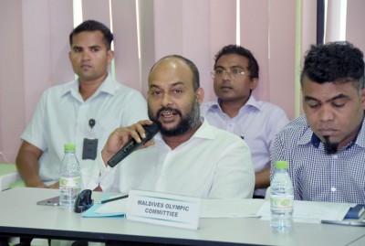 އޮލިމްޕިކް ކޮމިޓީގެ ރައީސަށް އެސޯސިއޭޝަނެއްގެ ރައީސަކަށް ނުހުރެވޭ ގޮތް ހެދުން އޮލިމްޕިކް ޗާޓަރާ ހިލާފު: ޝަވީދު