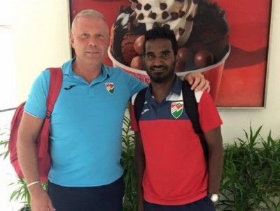 ދަނގަޑޭ އާއި ކޯޗު އިންޑިއާގައި، ޓީމު ފުރުން މިރޭ