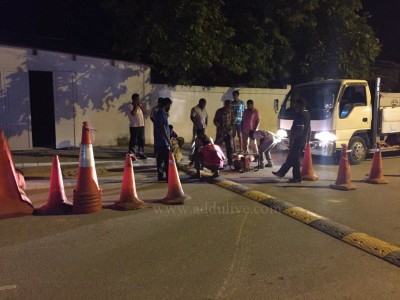 އައްޑޫ ސިޓީގެ މަގުތަކުގައި ސުޕީޑް ބްރޭކަރު އަޅަން ފަށައިފި
