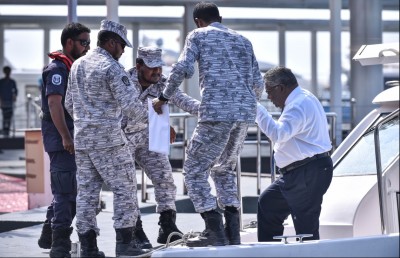 ސުޕްރީމް ކޯޓުގެެ ފޯނަކުން އަލީ ހަމީދުގެ ދެ ބޭފުޅުންނަށް 2،200ރ. ޓްރާންސްފާ ކުރި: ދައުލަތް